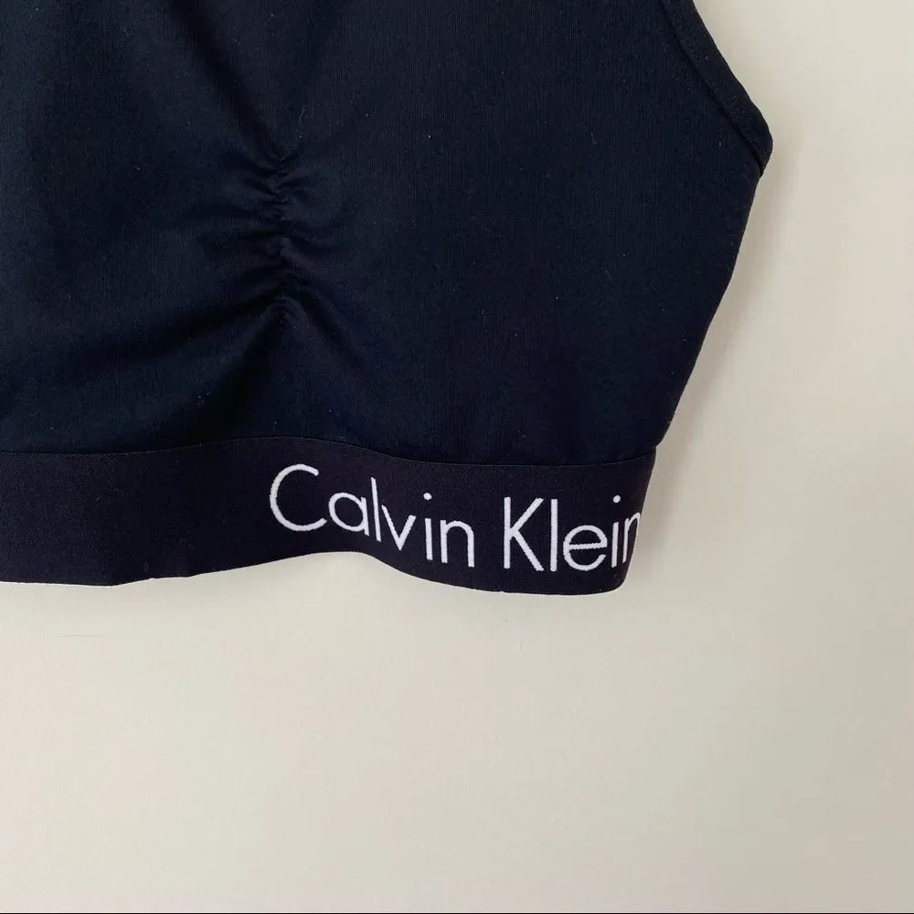 Calvin Klein | Performance Quick Dry Sports Bra (XS)